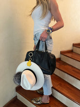 Cargar imagen en el visor de la galería, Clip portasombrero