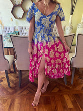 Cargar imagen en el visor de la galería, Vestido Manga corta azul/rosa