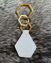 Cargar imagen en el visor de la galería, Clip portasombrero