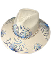 Cargar imagen en el visor de la galería, Sombrero Abanicos Metálicos Azules