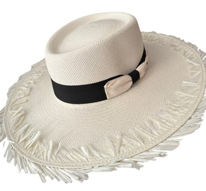 Sombrero St. Tropez Cordobés Marfil con Moño